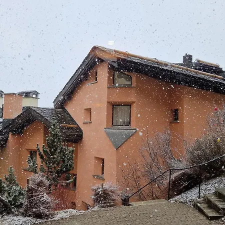 Chesa Bellaval, Haus La Vuolp 2,5-zimmerwohnung *