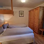 Chesa Bellaval, Haus La Vuolp 2,5-zimmerwohnung Appartamento *