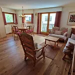 Chesa Bellaval, Haus La Vuolp 2,5-zimmerwohnung Silvaplana