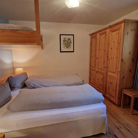 Chesa Bellaval, Haus La Vuolp 2,5-zimmerwohnung דירה *