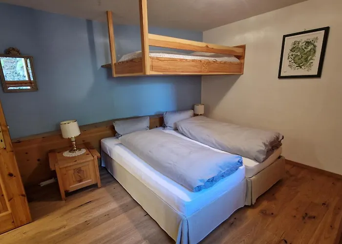 Chesa Bellaval, Haus La Vuolp 2,5-zimmerwohnung 席尔瓦普拉纳